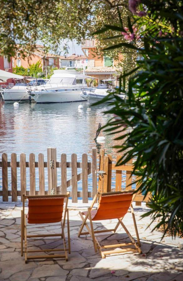 Appartement Amour Terrasse Sur L'Eau Grimaud Exterior foto