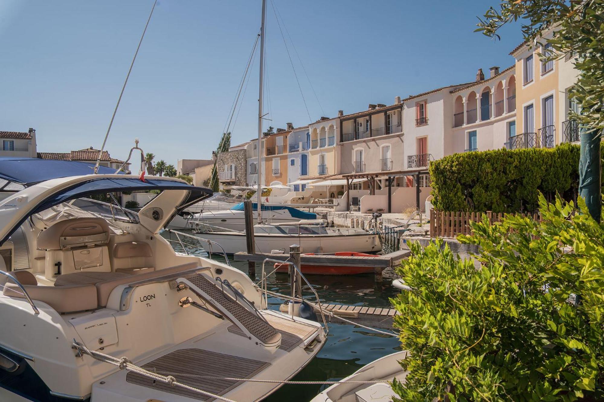 Appartement Amour Terrasse Sur L'Eau Grimaud Exterior foto