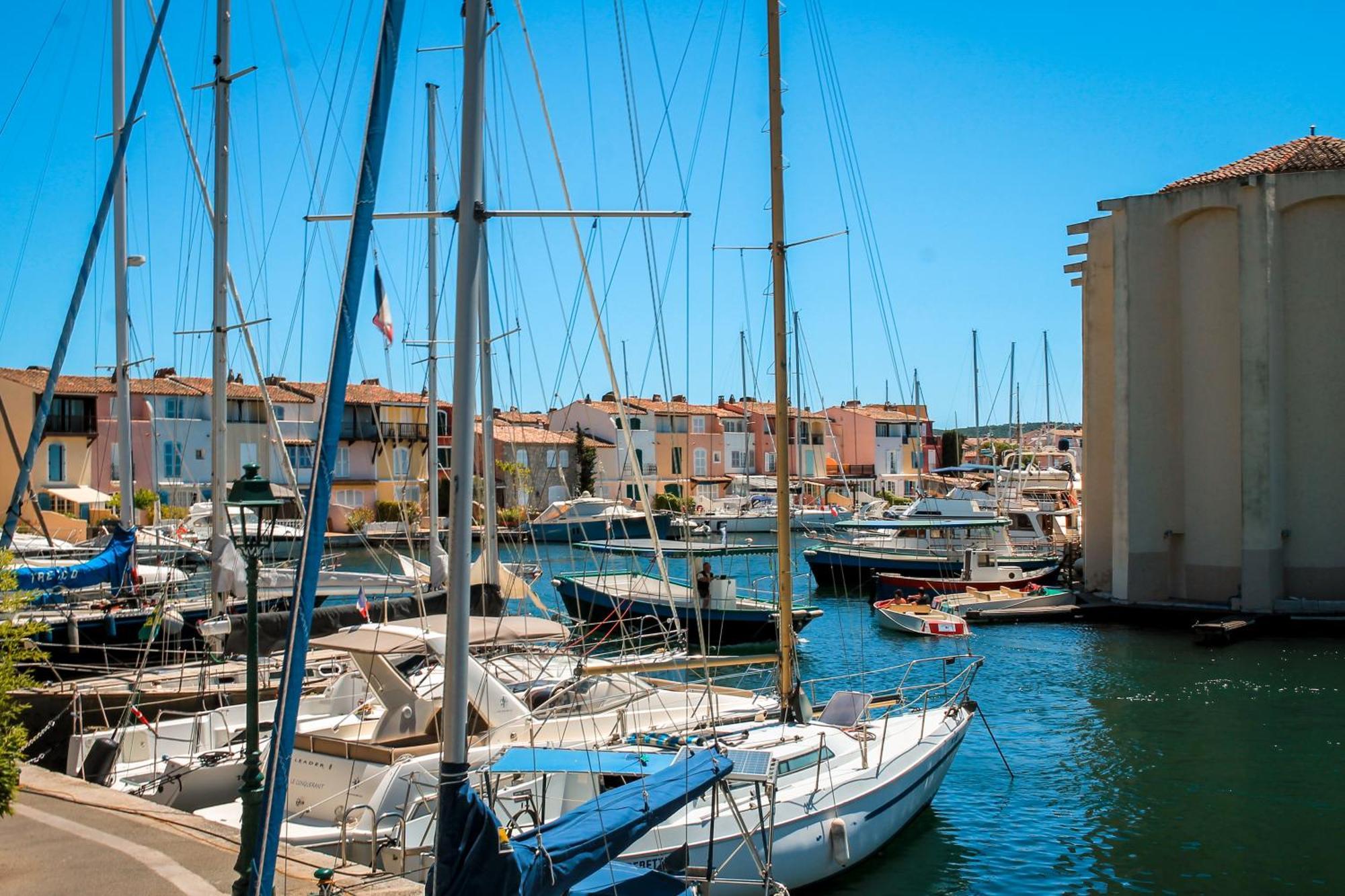 Appartement Amour Terrasse Sur L'Eau Grimaud Exterior foto
